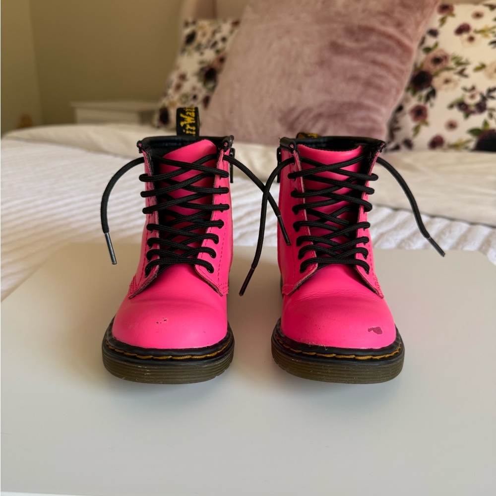 Dr. Martens Toddler Boots in Neon Pink - 8C